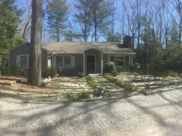 53 Grove Cir, Brevard, NC 28712