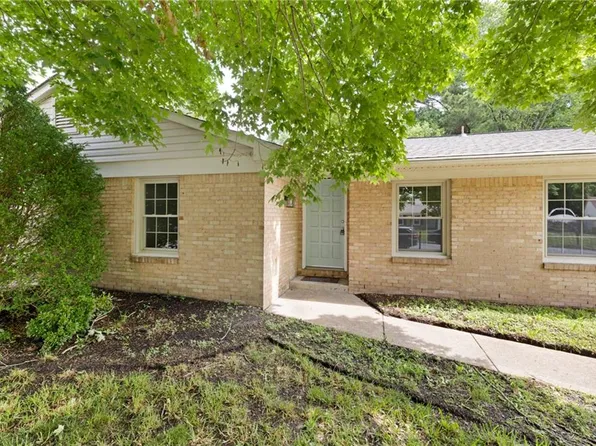 5888 Goolagong Dr, Virginia Beach, VA 23464