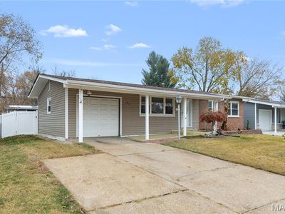 815 Holiday Ave, Hazelwood, MO, 63042