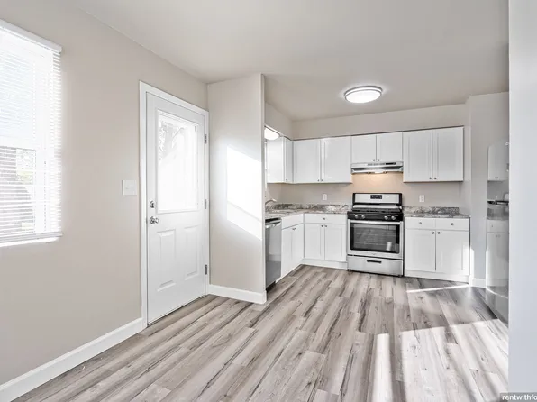 419- 457 N. Westfield St. / 1702 - 1704 Lombard Ave.
