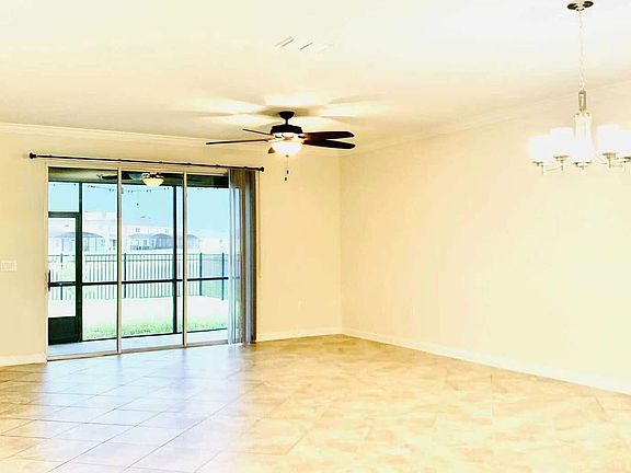 2nd image of 3818 Cortland Dr
