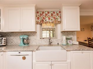 225 Money Hill Rd, Glocester, RI 02814