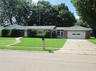 110 Shirley Ave, Rochelle, IL 61068