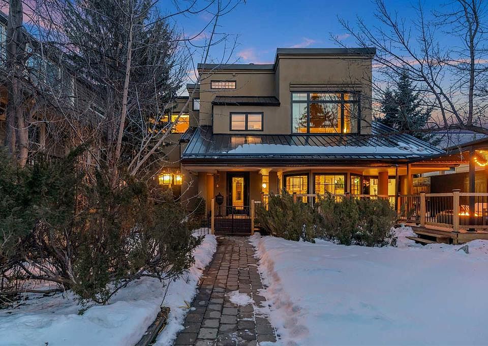 1st image of 3016 W 7th St SW