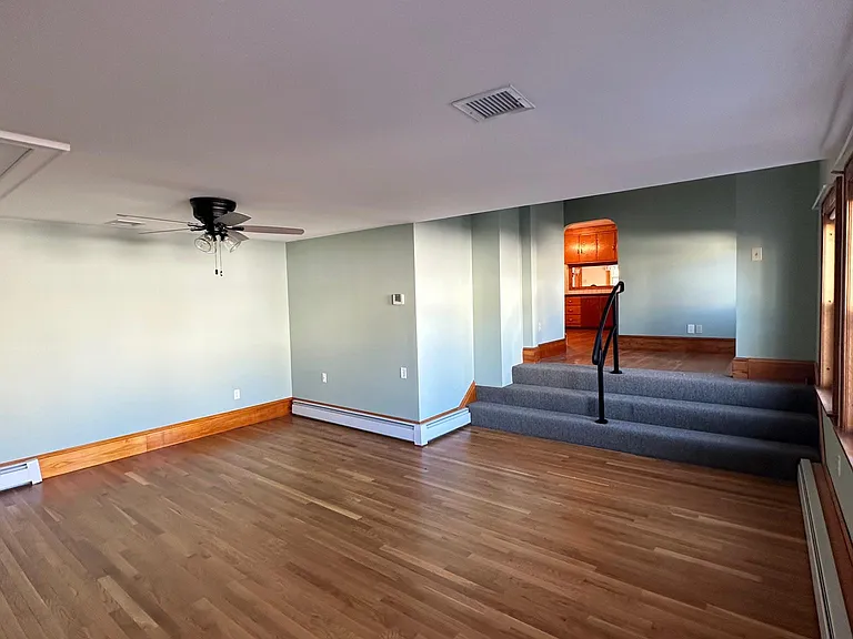 146 Harrington Ave — Photo 17
