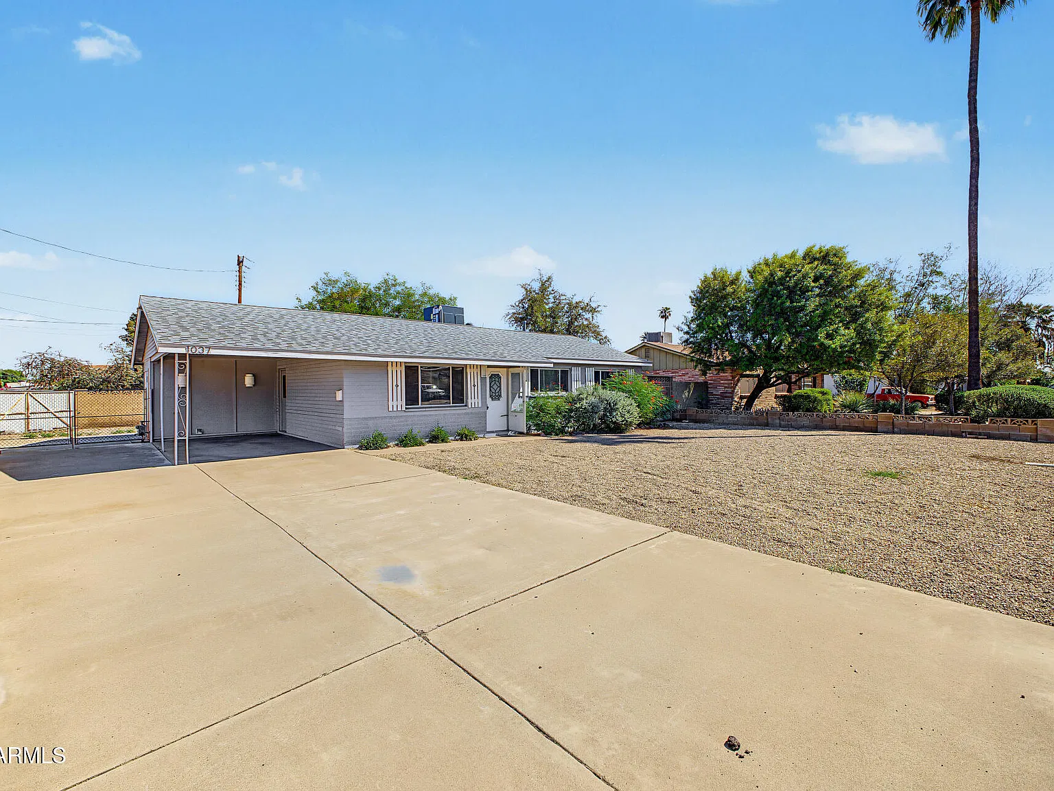 3 bed, 2.0 bath, 1120 sqft, $2,400 — Photo 4