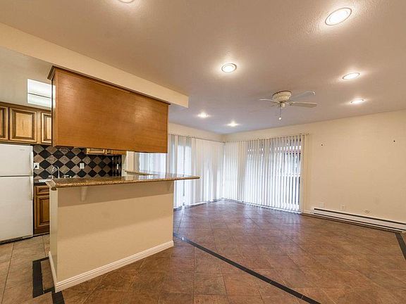 3rd image of 151 Buckingham Dr Unit 224