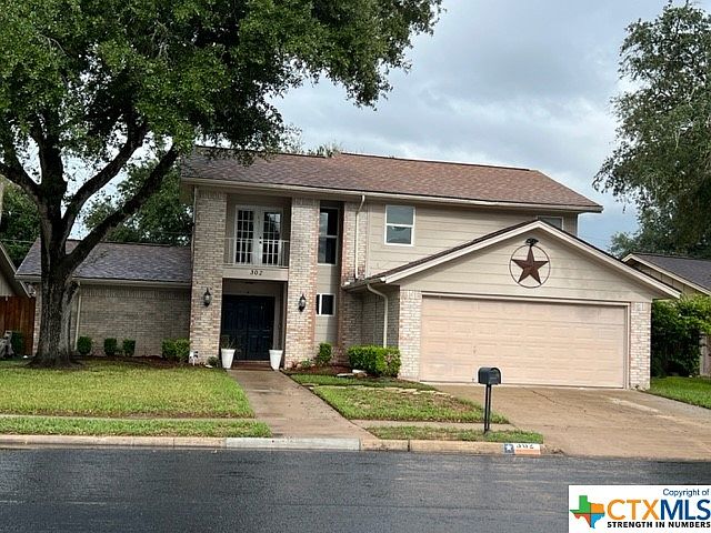 1st image of 302 Magdalena Dr