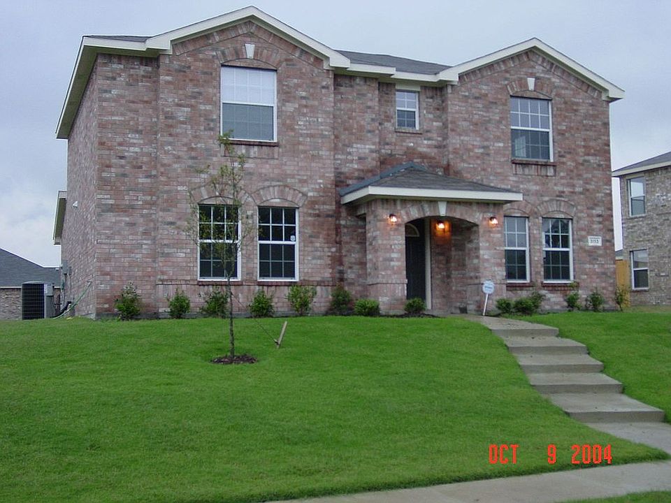 It Say's 3bed but is now 4bed 2.5 bath 3185ft