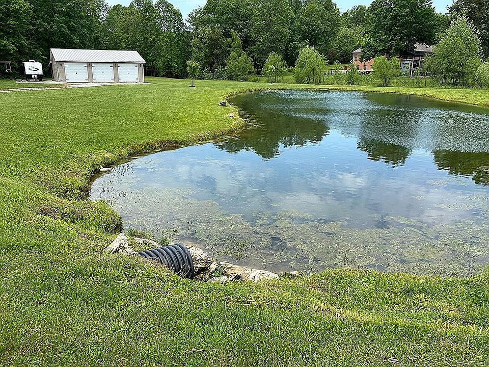1st image of 150 Cottonwood Dr