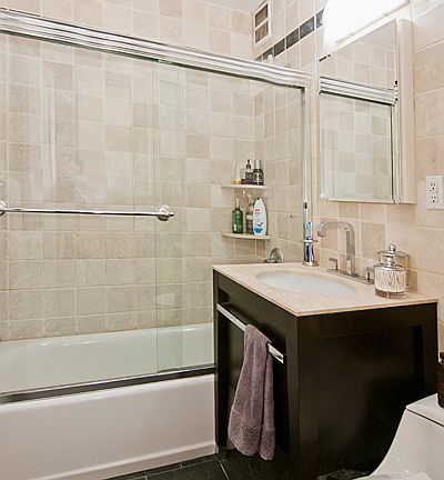 5th image of 201 E 15th St APT 4C