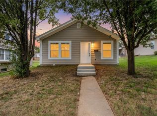 325 W Market St, Warrensburg, MO 64093