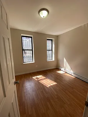 Rented by Compass | media 7