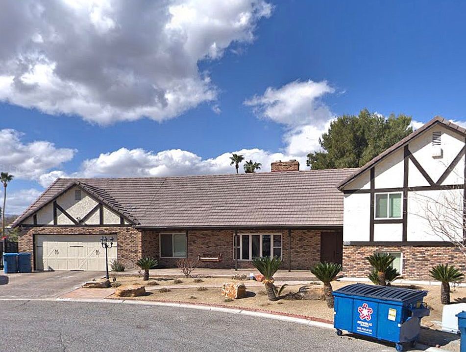 1st image of 2825 Santa Margarita St