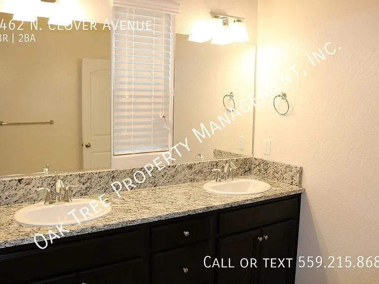 3462 N Clover Ave — Photo 7