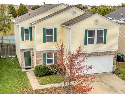 1717 Blue Grass Pkwy, Greenwood, IN, 46143