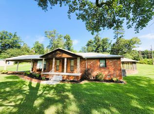 1101 N C St, Lenoir City, TN 37771