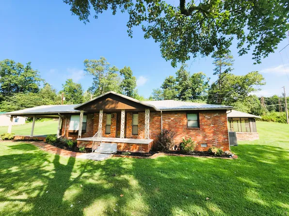 1101 N C St, Lenoir City, TN 37771