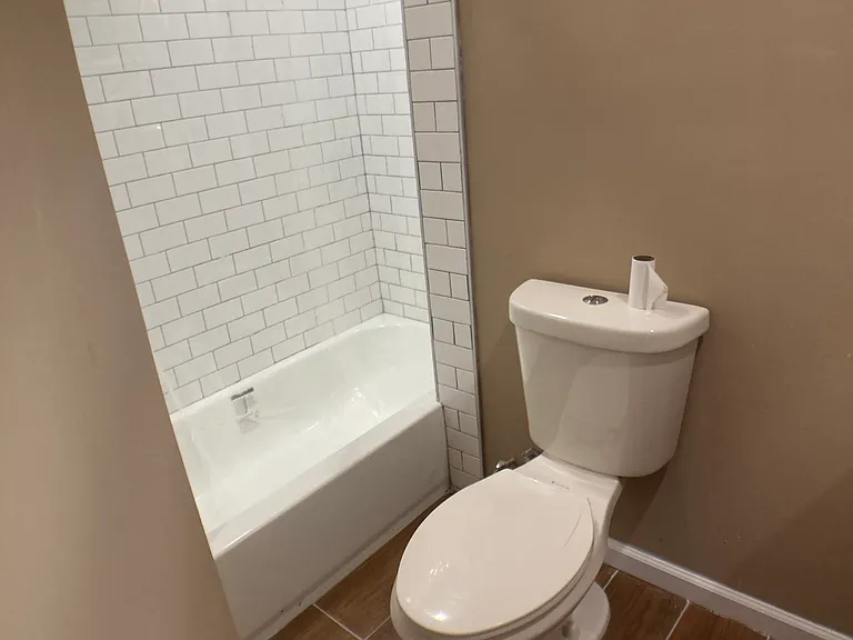 2060 E Orleans St #2060 — Photo 80