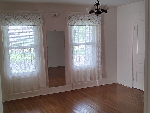 4th image of 535 Main St #2