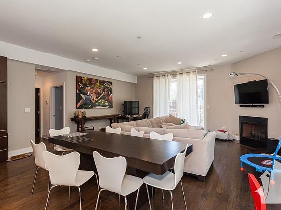 4th image of 3255 N Paulina St #O3