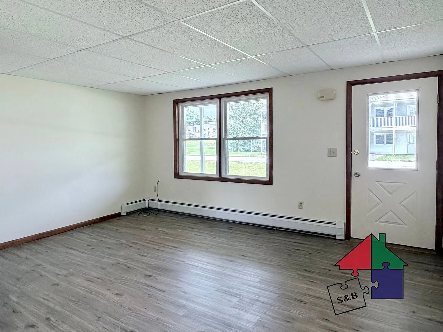 111-113 Allen St — Photo 2