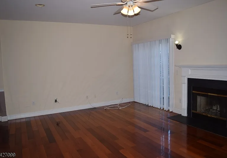 223 Emily Pl — Photo 9