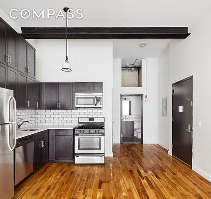 Rented by Compass | media 22