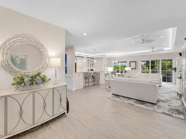 1 Residence Ln #Penthouse B-8, Key Largo, FL 33037