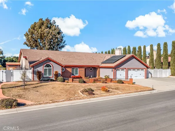 11691 Pettit St, Moreno Valley, CA 92555