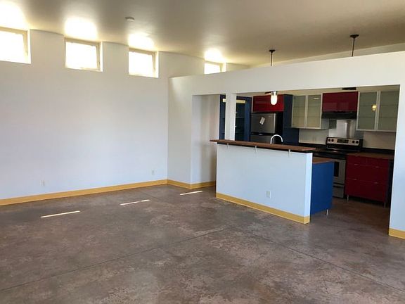4th image of 2915 2nd Ave S #1