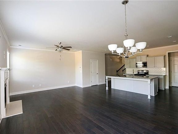 5th image of 1915 Wheylon Dr