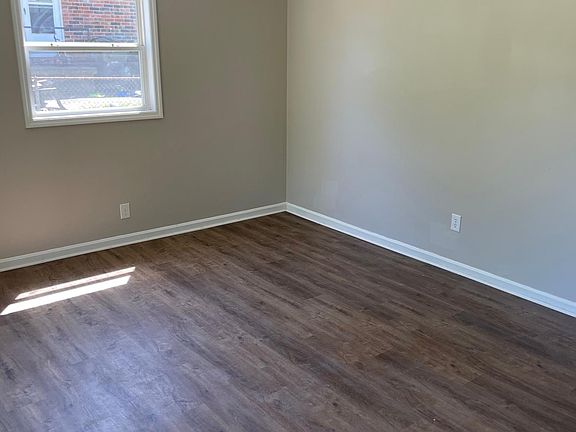 5th image of 3513 Galahad Dr