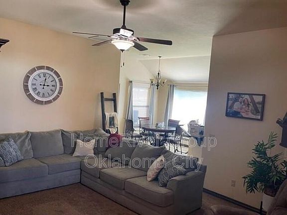 5th image of 3616 Arcadia Dr