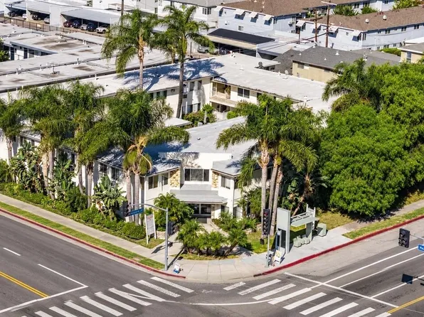 14065 Moorpark St, Sherman Oaks, CA 91423