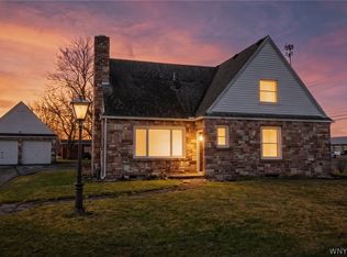 7158 W Main Rd, Le Roy, NY 14482