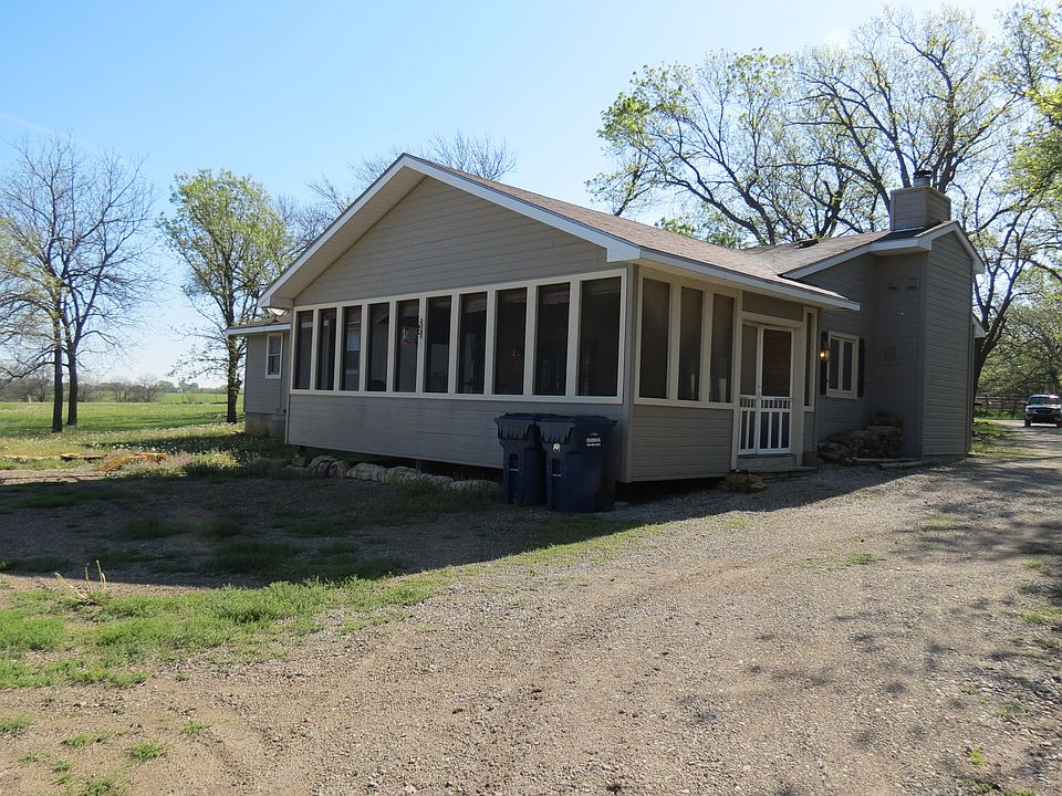 2nd image of 19293 S Lewelling Rd