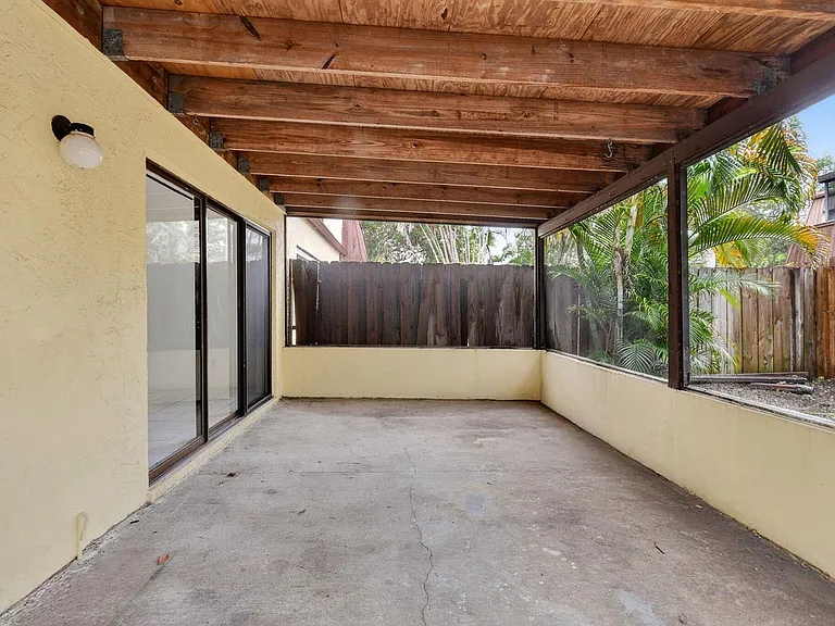 3502 Gardens East Dr #B — Photo 44