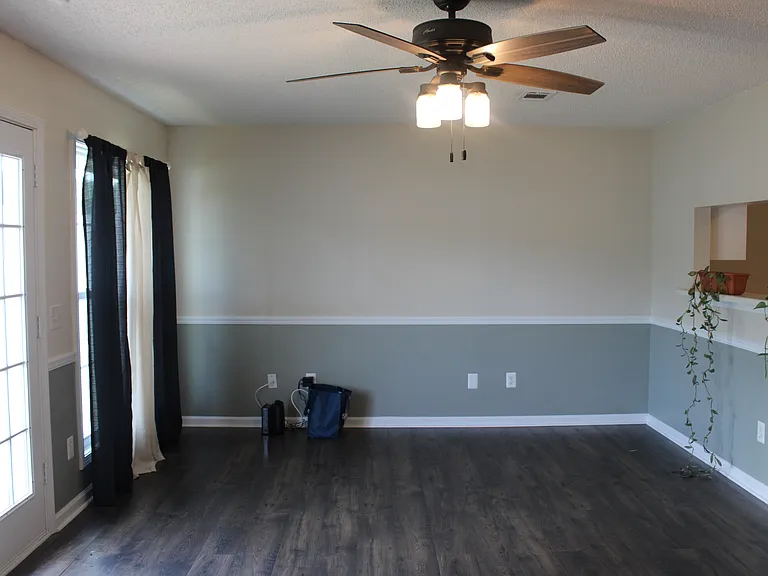 120 N Springview Dr — Photo 8