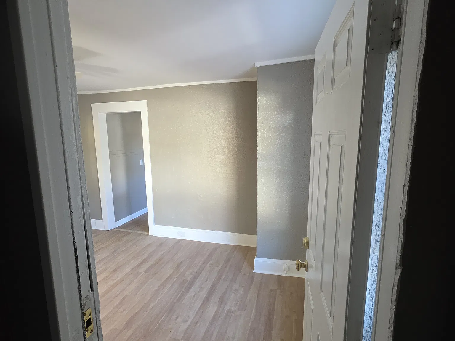 2 bed, $1,700 — Photo 4