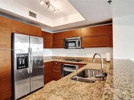 2681 N Flamingo Rd