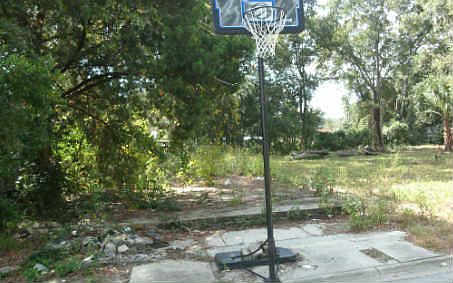 1st image of 304 NW Wright Ln