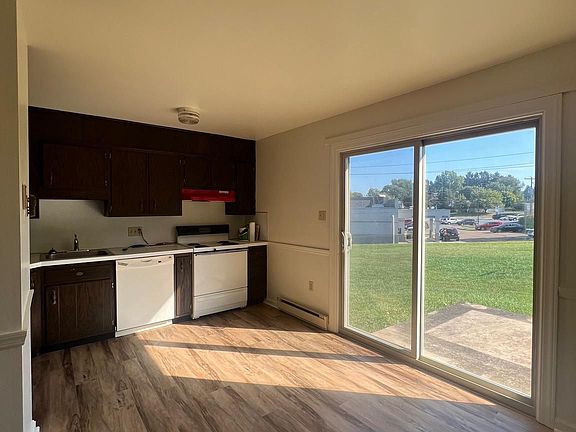 3rd image of 304 W 5th St #A