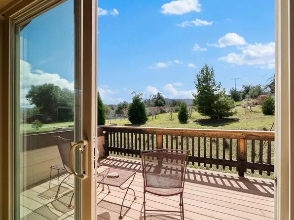 27369 Bobcat Trl, Santa Ysabel, CA 92070