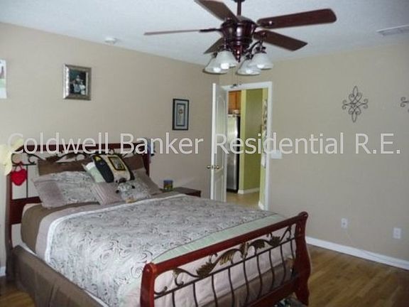 4th image of 1715 Canoe Creek Falls Dr
