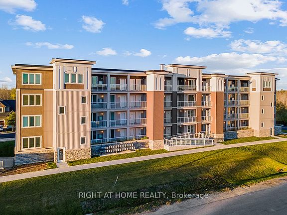 4th image of 5 Spooner Cres #215