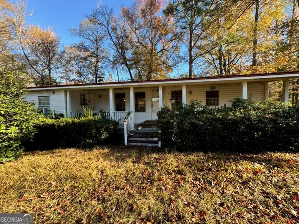 1018 Horseshoe Cir, Macon, GA 31217