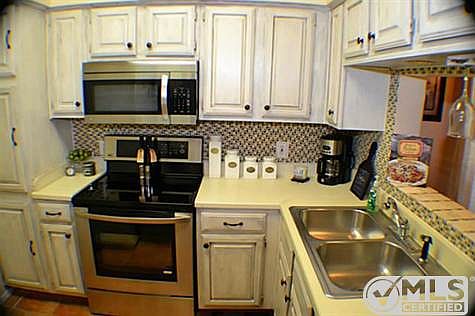 2nd image of 1203 Quail Valley Ln Unit 128