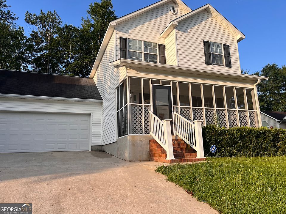 1st image of 152 Crest Mont Dr