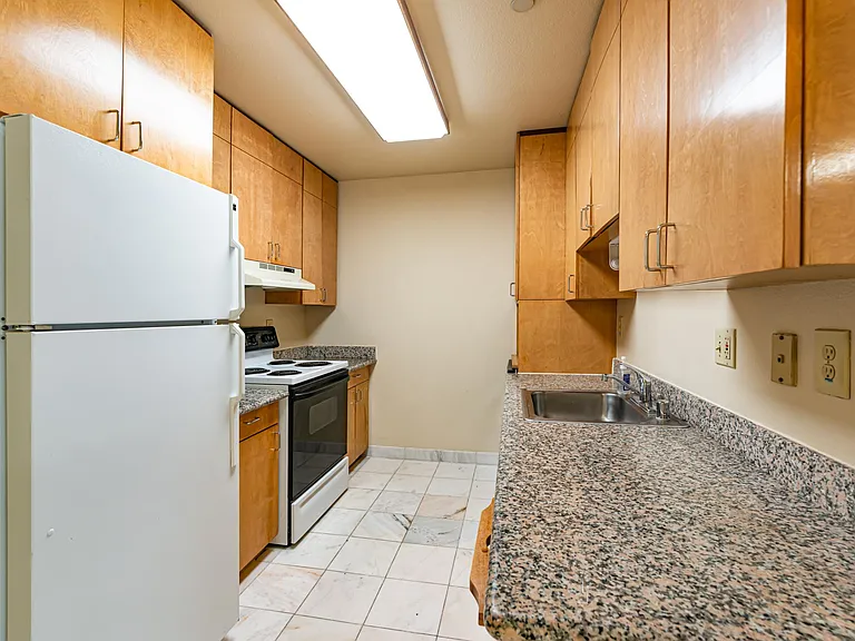 2175 California St #400 — Photo 5